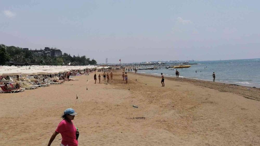 Antalya’da Rus turist boğularak yaşamını yitirdi
