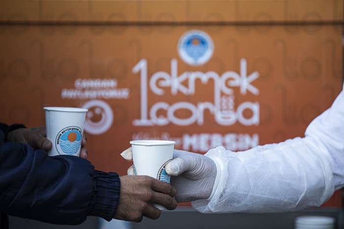 MERSİN BÜYÜKŞEHİR’LE HİÇBİR VATANDAŞ YATAĞA AÇ GİRMEYECEK