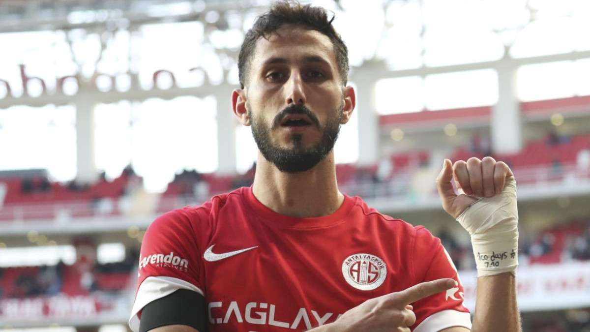 İsrailli futbolcu Sagiv Jehezkel gözaltına alındı